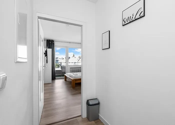 5, Direkt Am Bahnhof