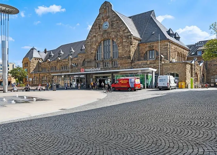 5, Direkt Am Bahnhof